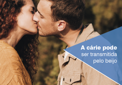 A cárie pode ser transmitida pelo beijo?